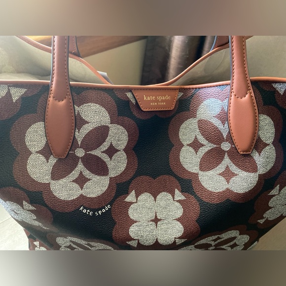 🔥NWT Kate Spade ♠️ Flower Monogram Sutton Oversized Tote Black/Brown w/Pouch - Picture 3 of 15